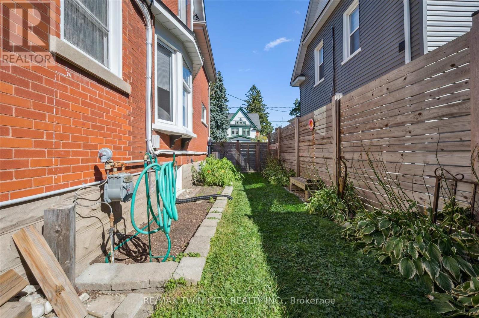 45 Samuel Street, Kitchener, Ontario  N2H 1P2 - Photo 37 - X12442751