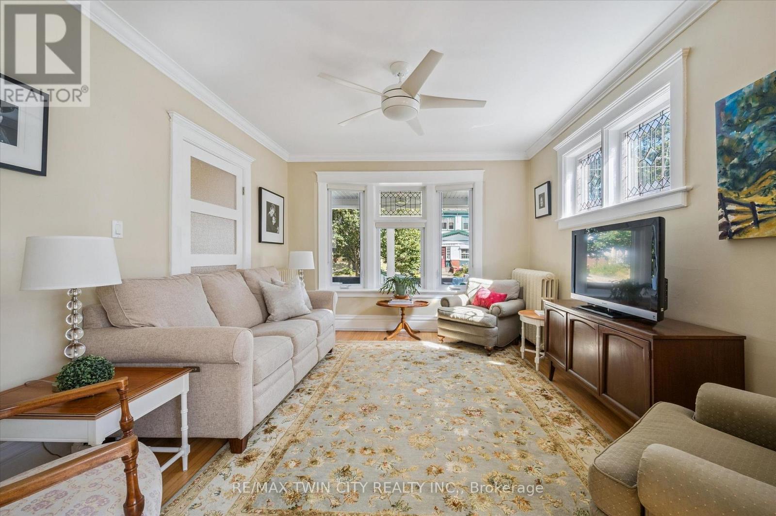 45 Samuel Street, Kitchener, Ontario  N2H 1P2 - Photo 9 - X12442751