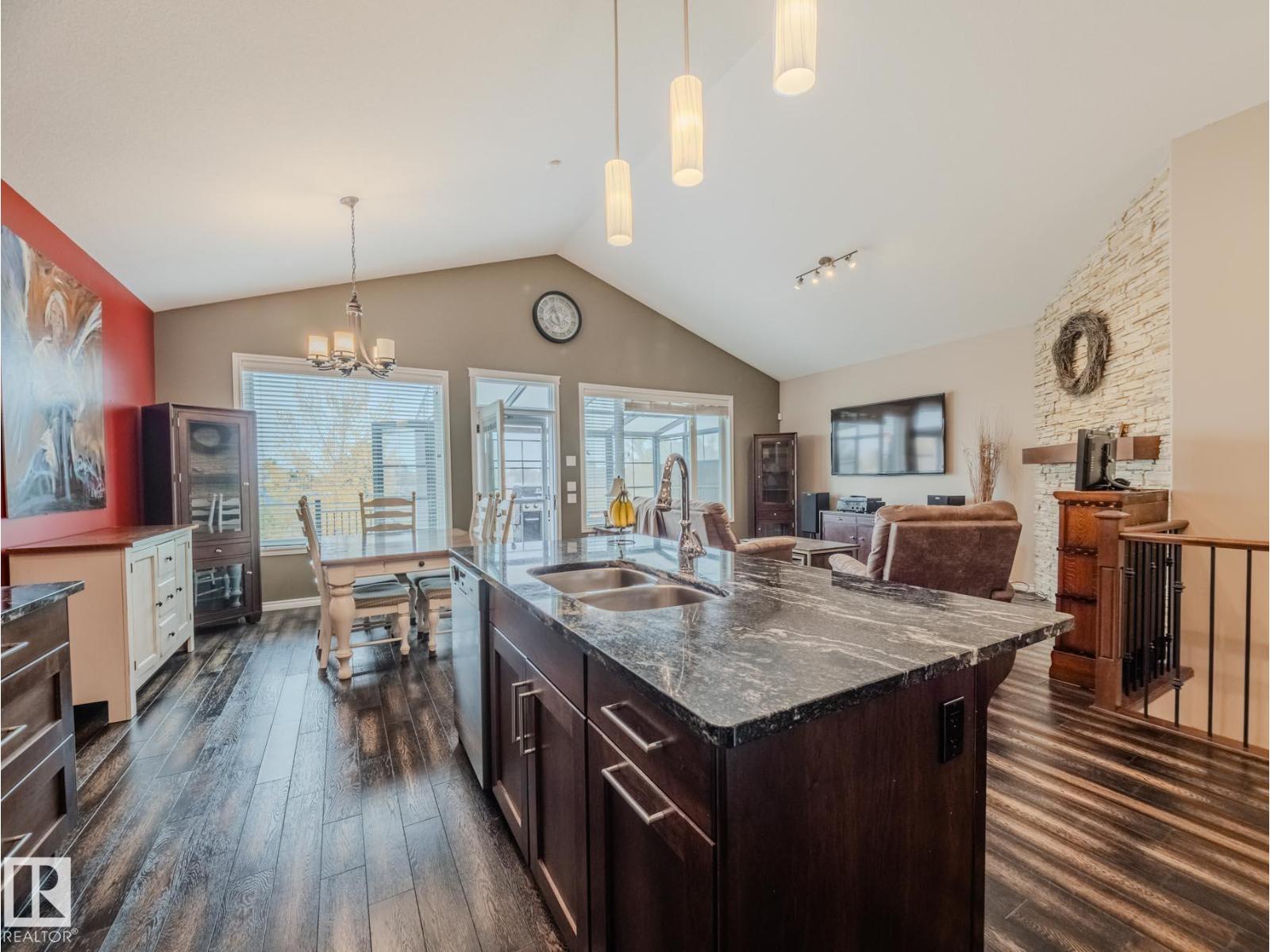172 Mcdowell Wd, Leduc, Alberta  T9E 0M3 - Photo 1 - E4460637