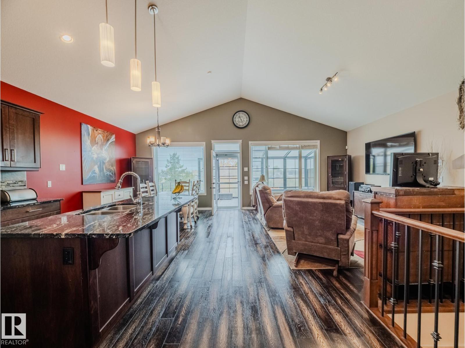 172 Mcdowell Wd, Leduc, Alberta  T9E 0M3 - Photo 4 - E4460637