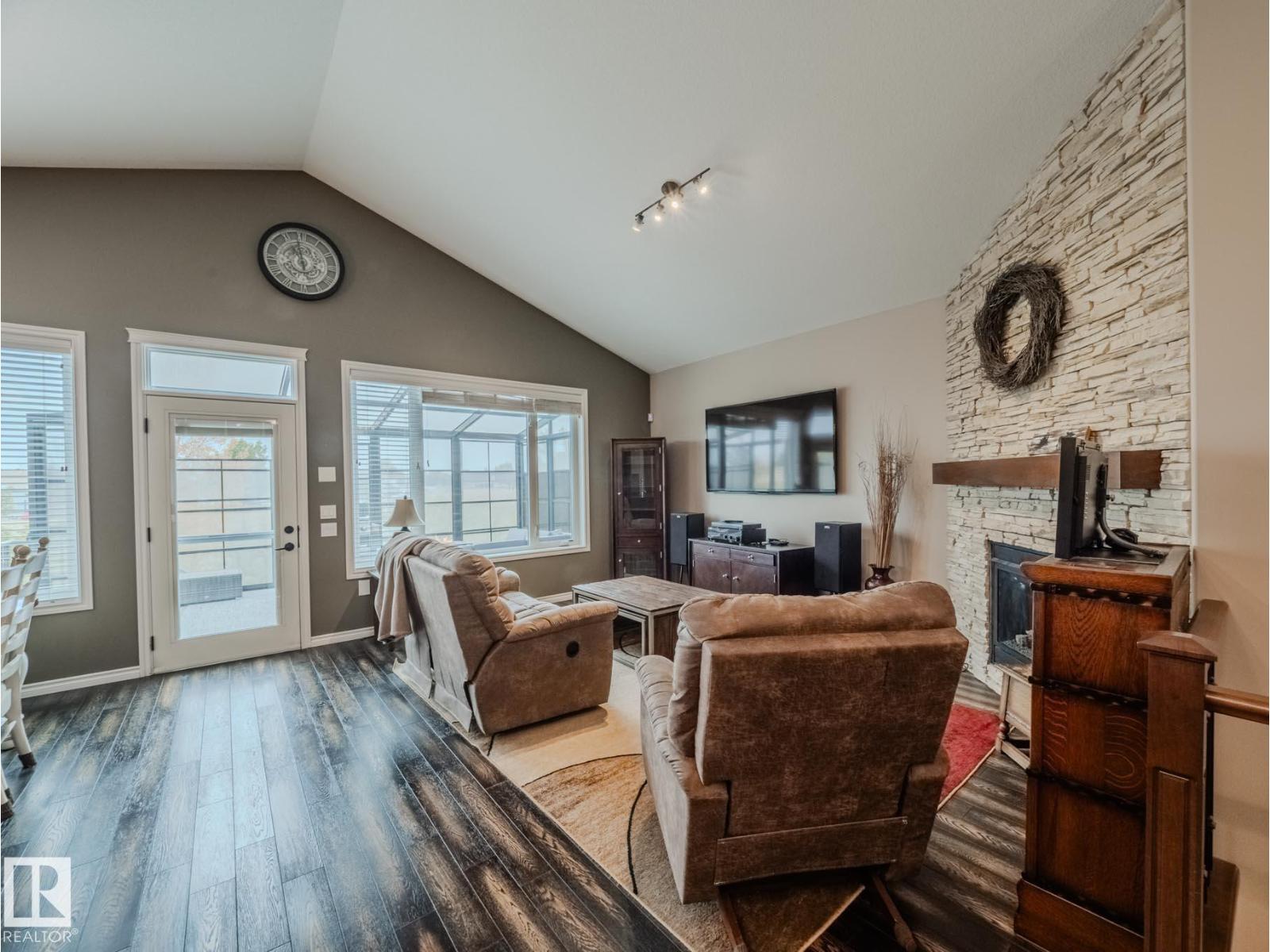 172 Mcdowell Wd, Leduc, Alberta  T9E 0M3 - Photo 7 - E4460637