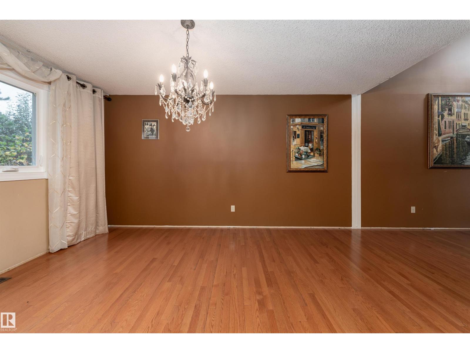 5310 39b Av Nw, Edmonton, Alberta  T6L 1P1 - Photo 7 - E4460640