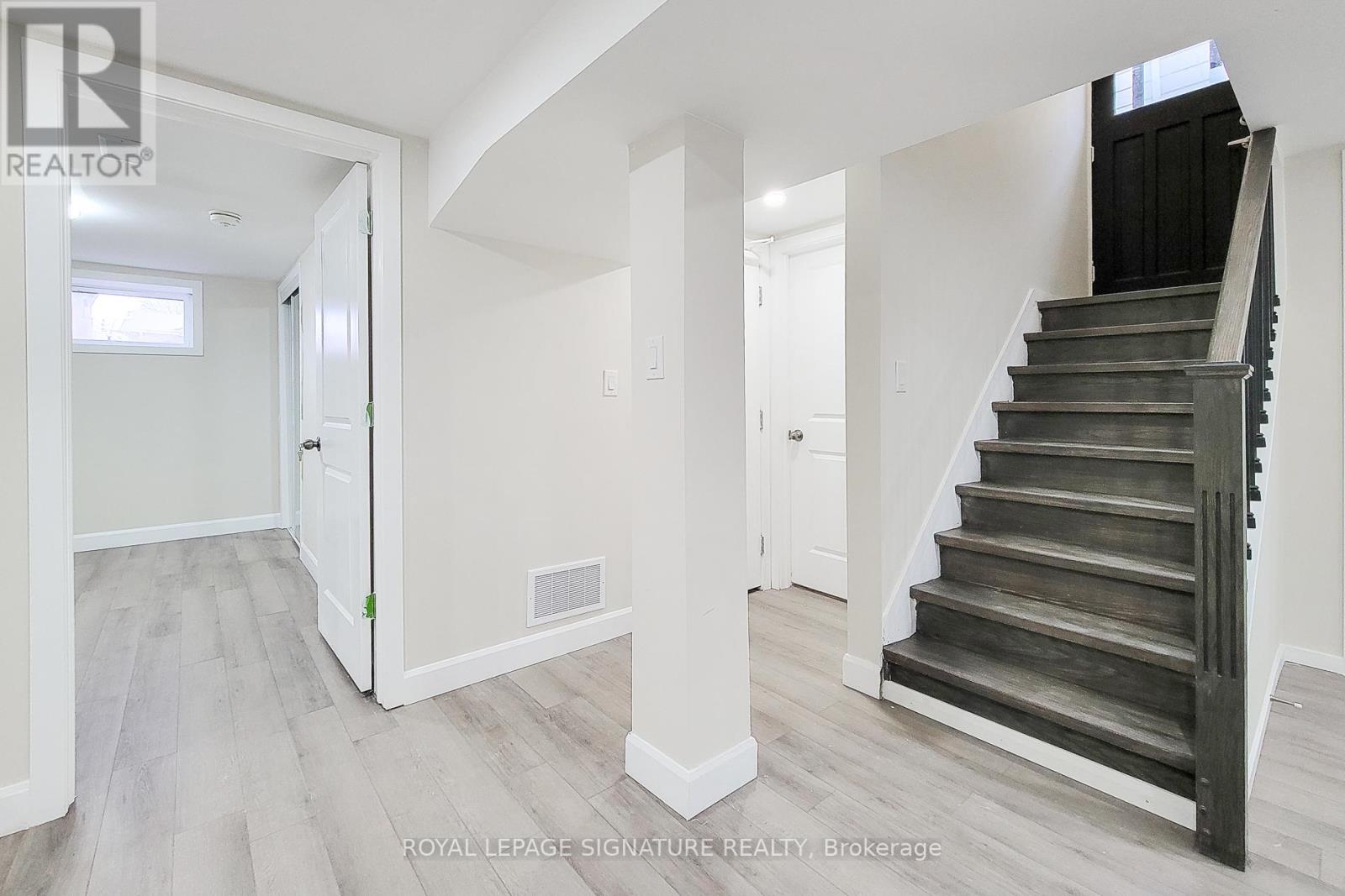 265 West 19th Street, Hamilton, Ontario  L9C 4J3 - Photo 17 - X12420122