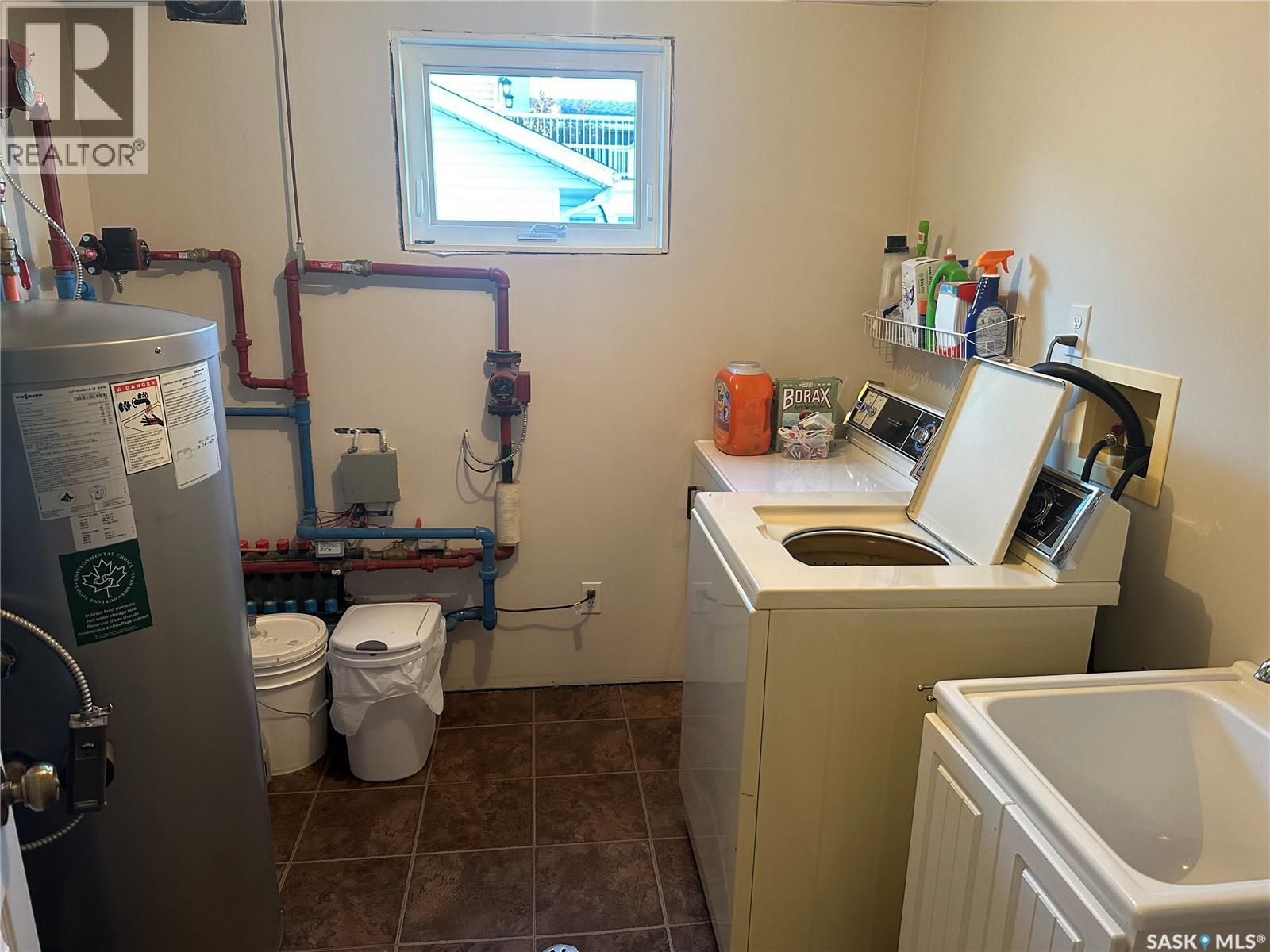 159 Sarah Drive S, Elbow, Saskatchewan  S0H 1J0 - Photo 16 - SK020036