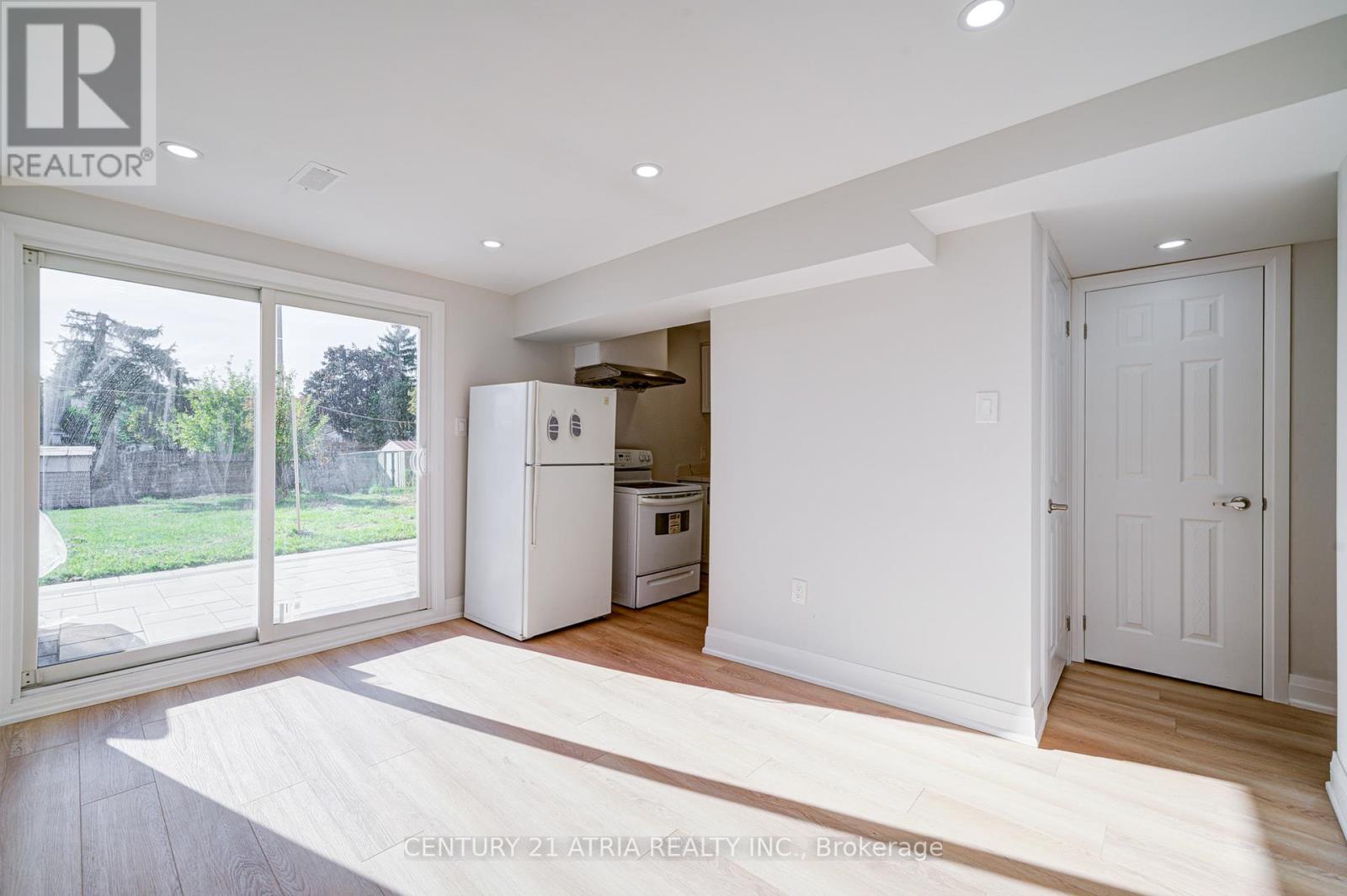 111 Bedale Crescent, Markham (Milliken Mills West), Ontario  L3R 3N9 - Photo 44 - N12440915