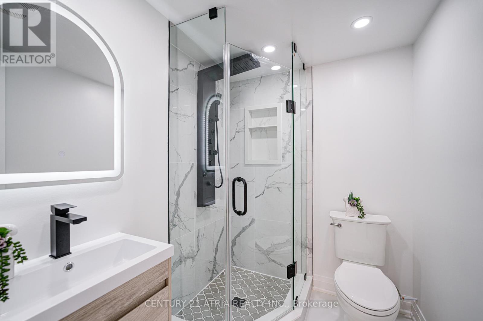 111 Bedale Crescent, Markham (Milliken Mills West), Ontario  L3R 3N9 - Photo 37 - N12440915