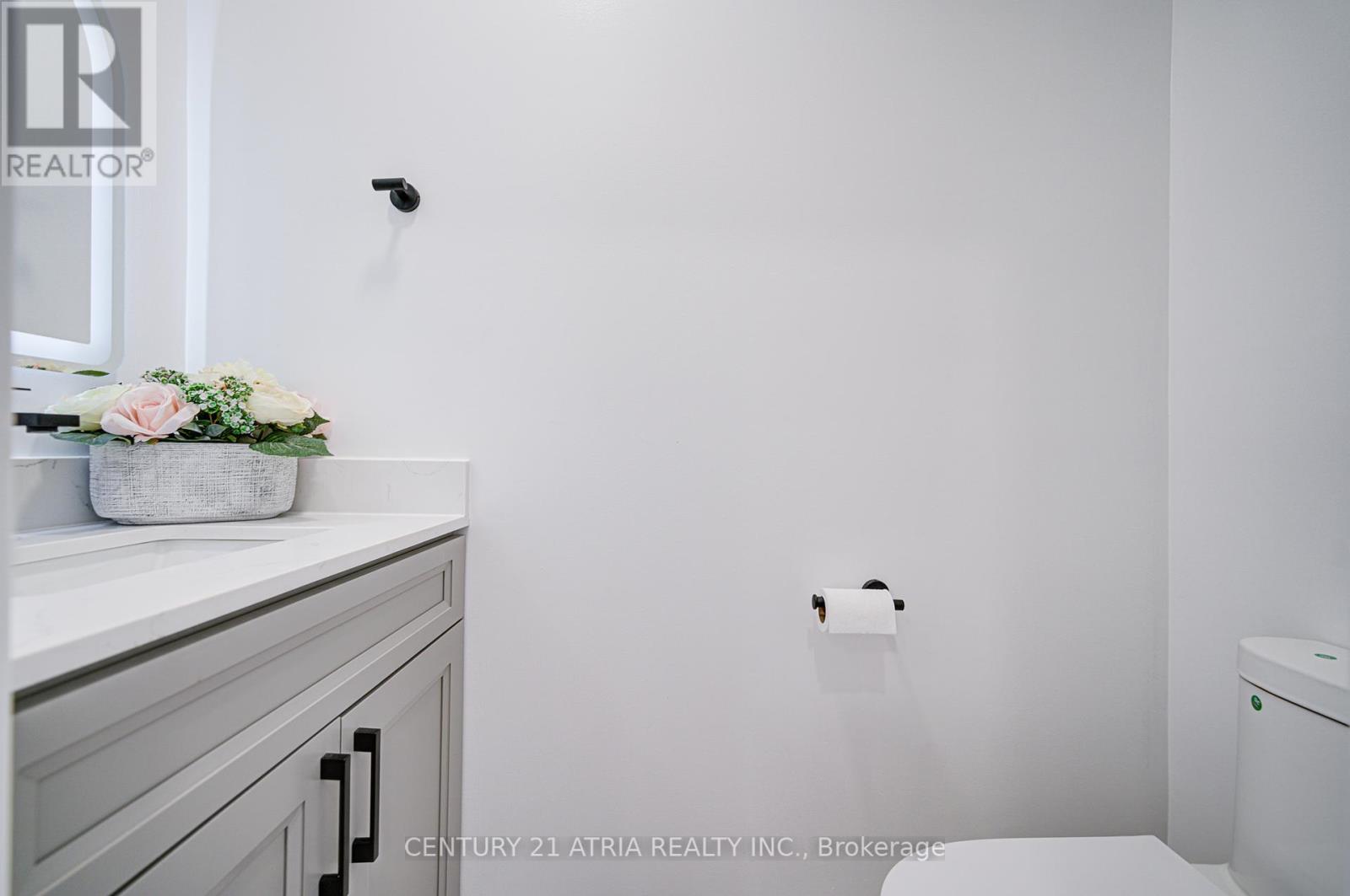 111 Bedale Crescent, Markham (Milliken Mills West), Ontario  L3R 3N9 - Photo 19 - N12440915