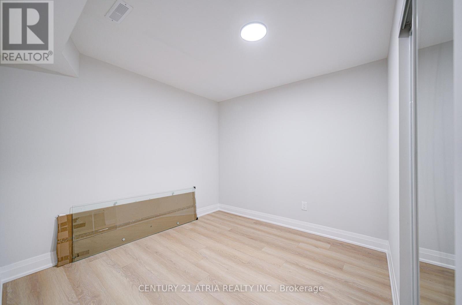 111 Bedale Crescent, Markham (Milliken Mills West), Ontario  L3R 3N9 - Photo 38 - N12440915