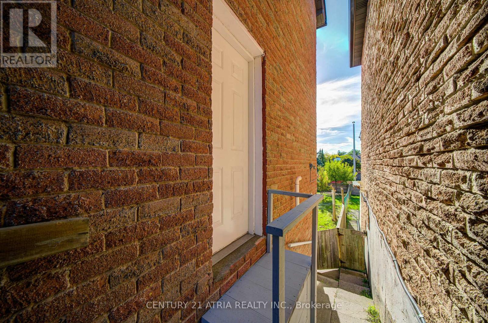 111 Bedale Crescent, Markham (Milliken Mills West), Ontario  L3R 3N9 - Photo 48 - N12440915