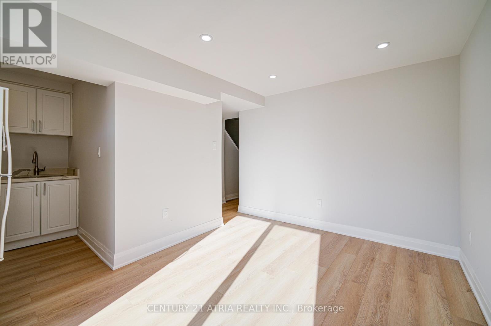 111 Bedale Crescent, Markham (Milliken Mills West), Ontario  L3R 3N9 - Photo 46 - N12440915