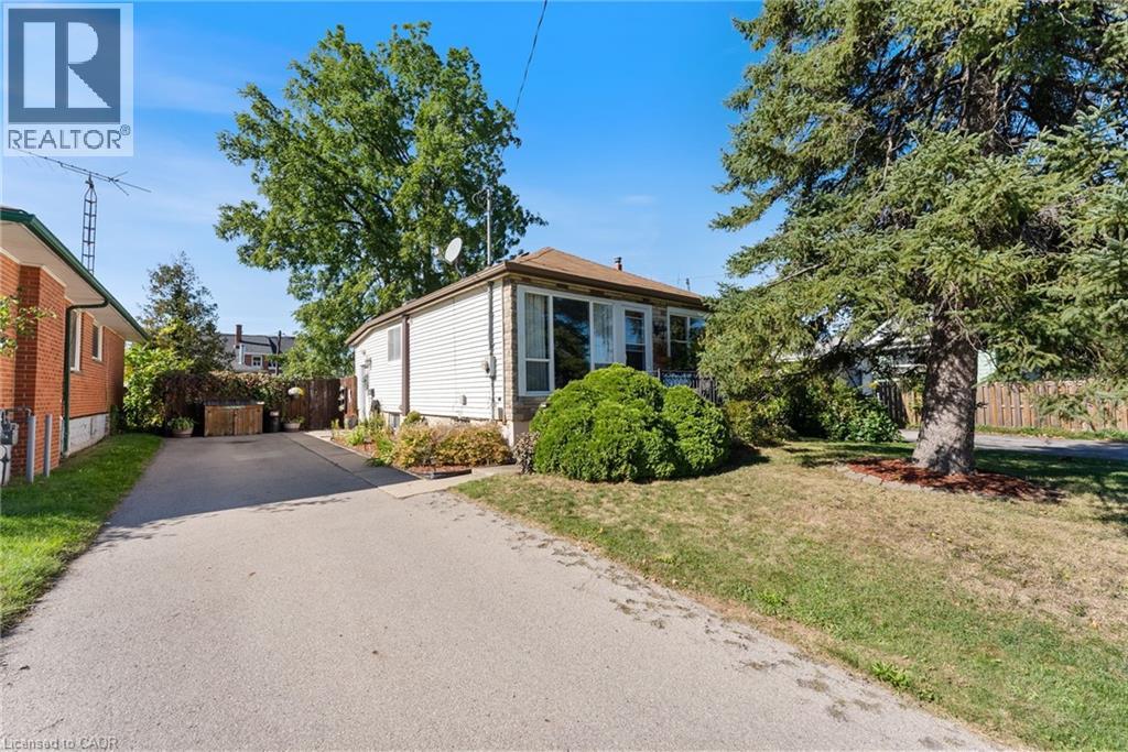 387 Osborne Street, Hamilton, Ontario  L8H 6S7 - Photo 10 - 40776152