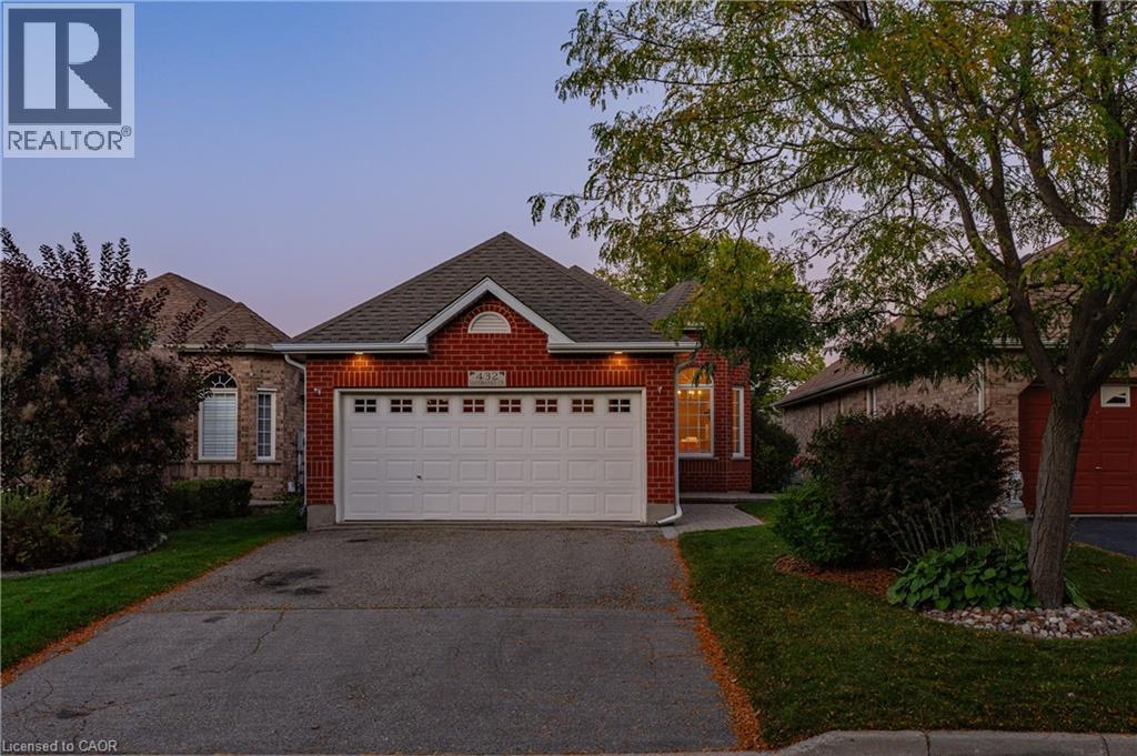432 Sandbanks Crescent, Waterloo, Ontario  N2V 2J1 - Photo 2 - 40776044