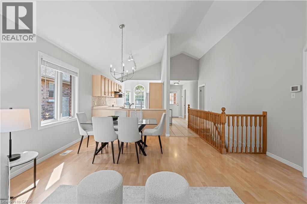 432 Sandbanks Crescent, Waterloo, Ontario  N2V 2J1 - Photo 8 - 40776044
