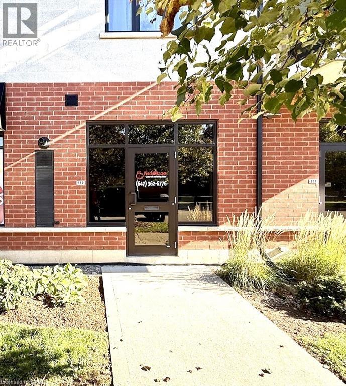 170 Rockhaven Lane Unit# 112, Waterdown, Ontario  L0R 2H6 - Photo 1 - 40775696