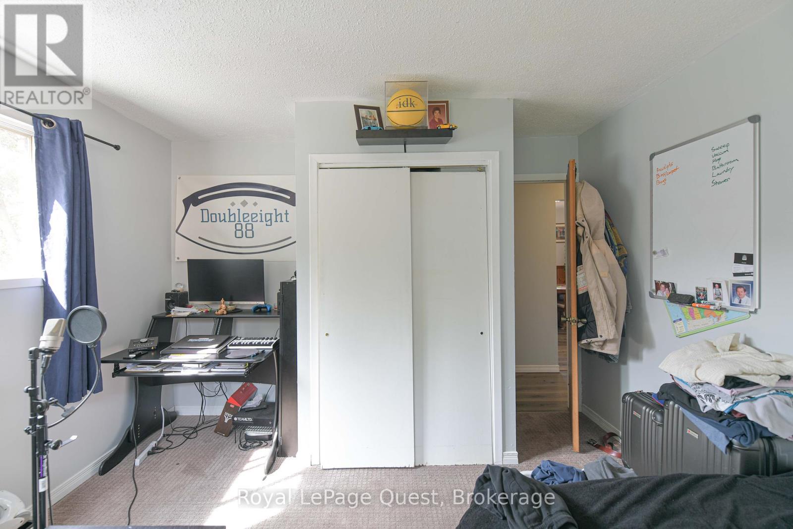 129 Simcoe Street, Orillia, Ontario  L3V 1G8 - Photo 20 - S12442964