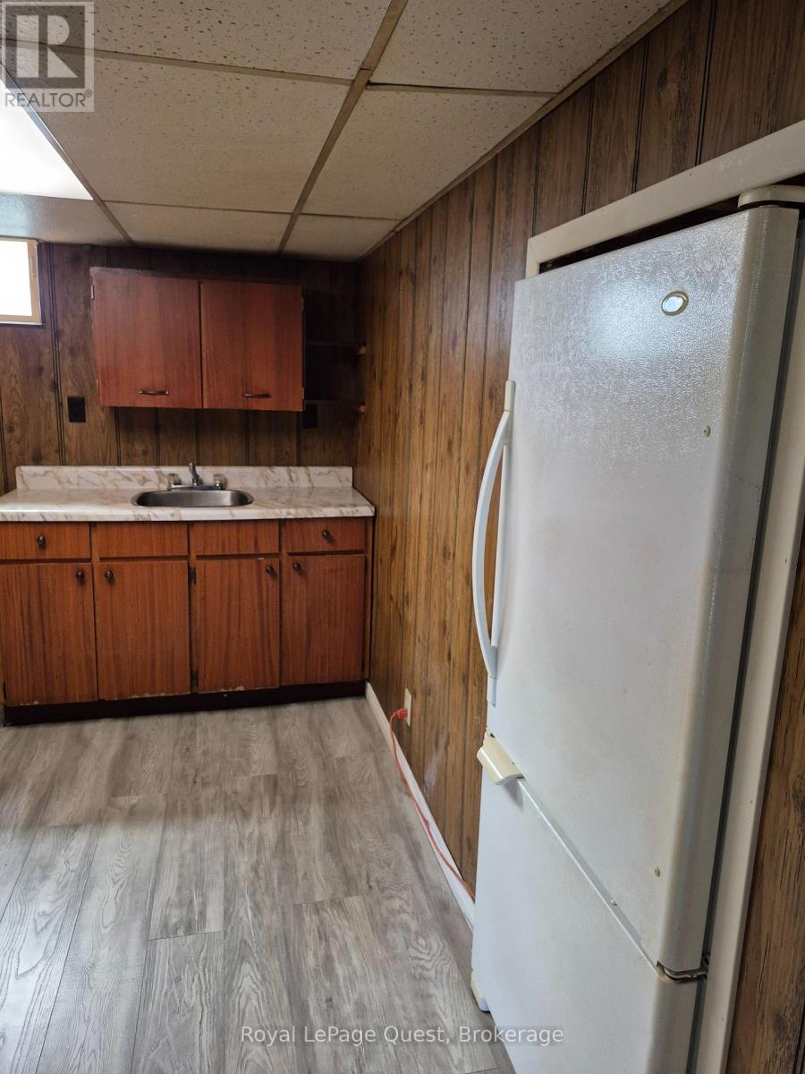 129 Simcoe Street, Orillia, Ontario  L3V 1G8 - Photo 29 - S12442964