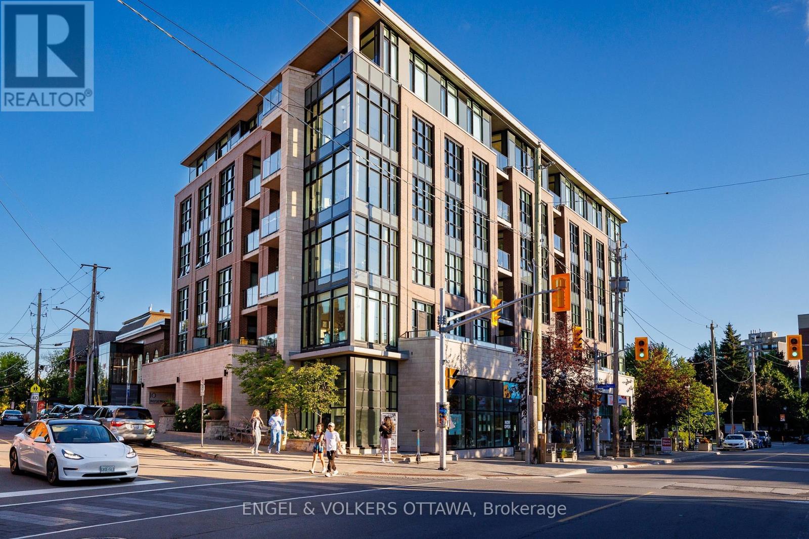 608 - 10 Rosemount Avenue, Ottawa, Ontario  K1Y 4G9 - Photo 2 - X12300834