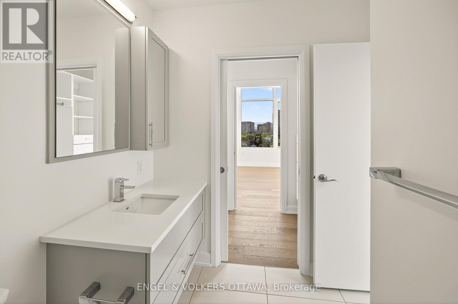 608 - 10 Rosemount Avenue, Ottawa, Ontario  K1Y 4G9 - Photo 20 - X12300834