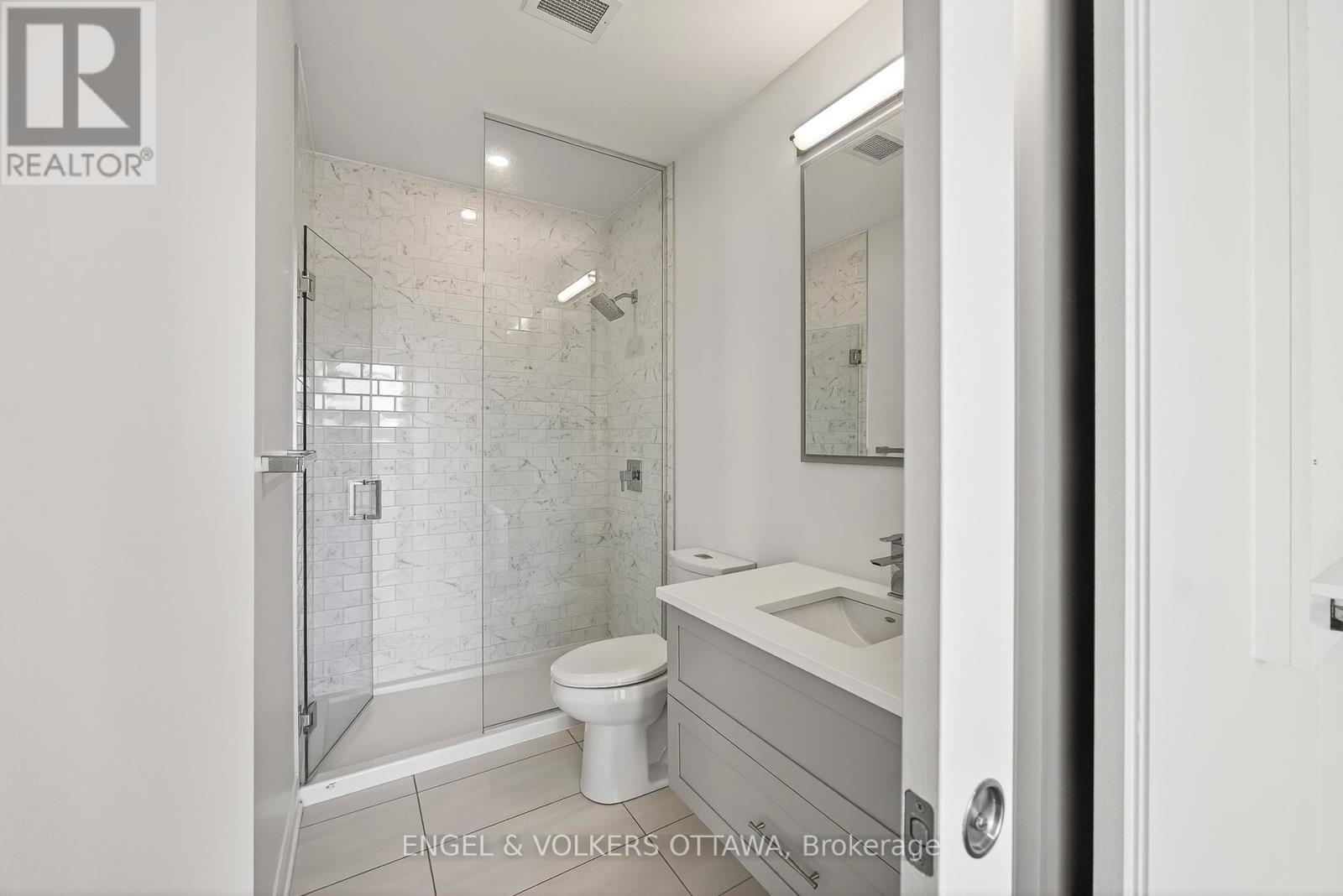608 - 10 Rosemount Avenue, Ottawa, Ontario  K1Y 4G9 - Photo 21 - X12300834