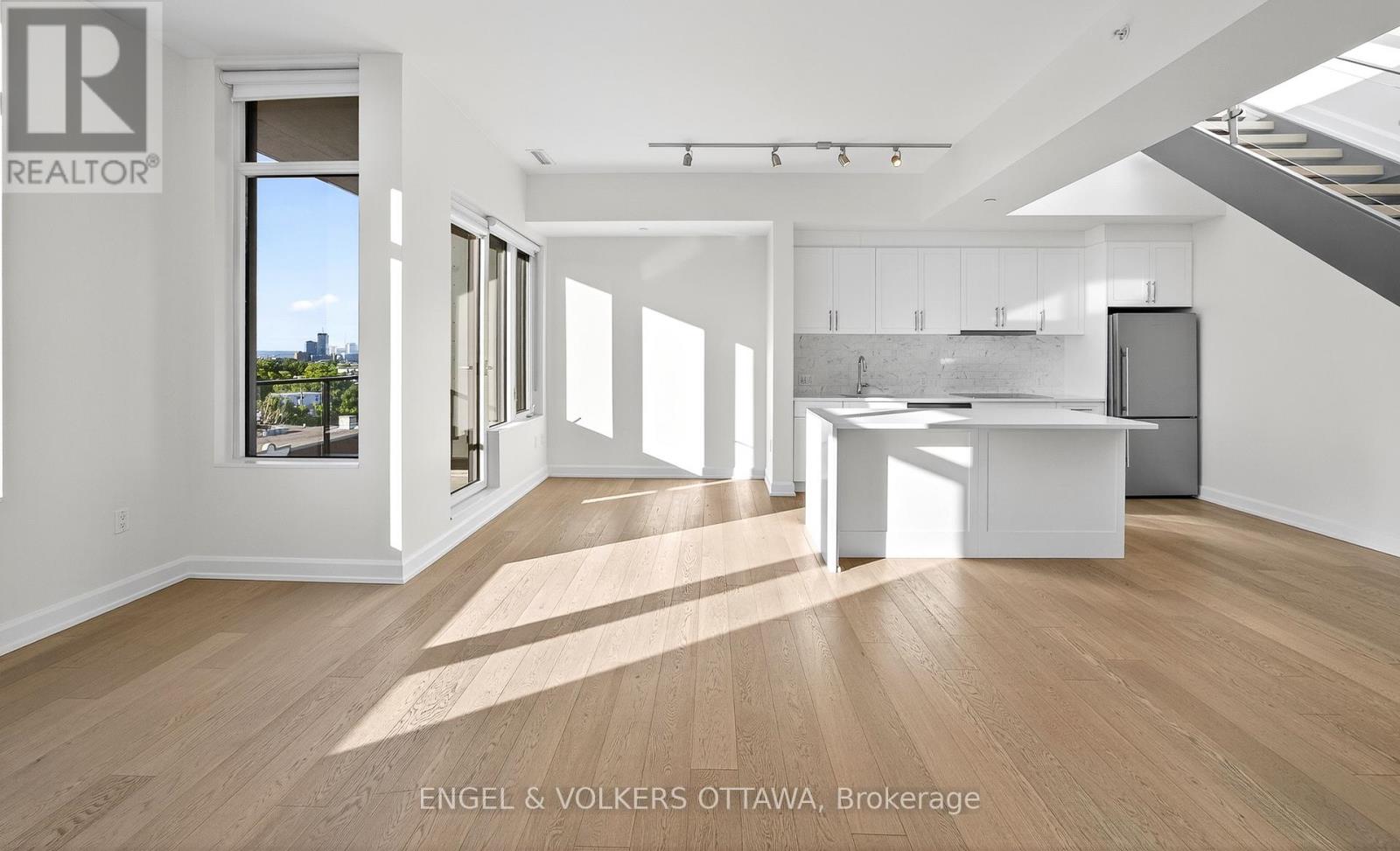 608 - 10 Rosemount Avenue, Ottawa, Ontario  K1Y 4G9 - Photo 8 - X12300834