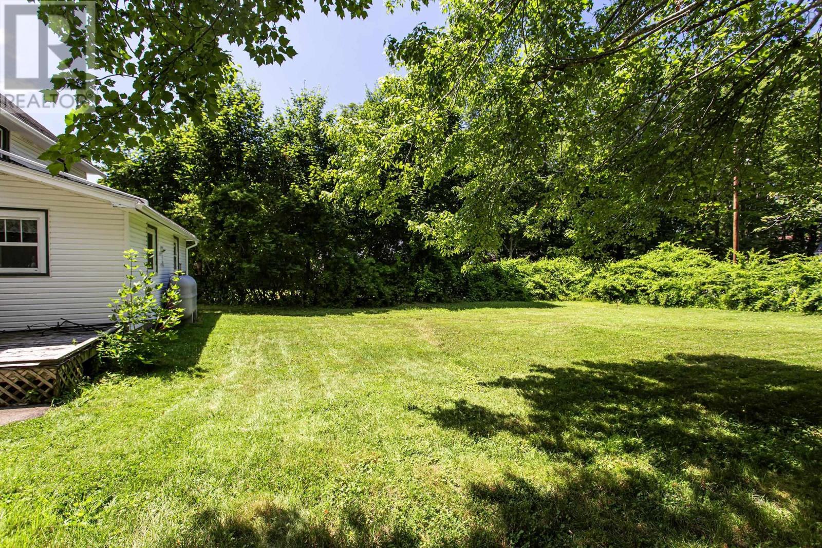 481 Main Street, Middleton, Nova Scotia  B0S 1P0 - Photo 6 - 202518626