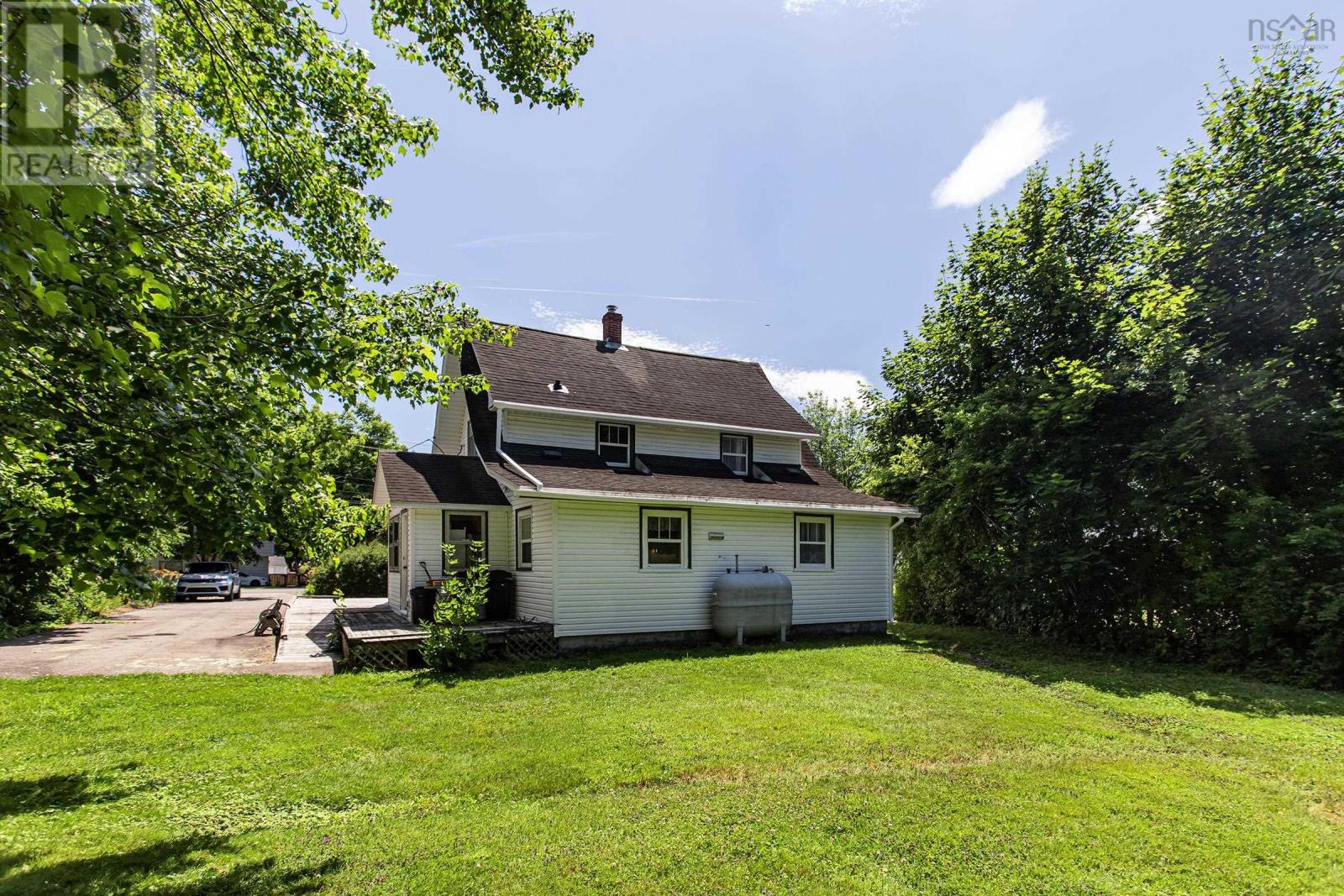 481 Main Street, Middleton, Nova Scotia  B0S 1P0 - Photo 7 - 202518626