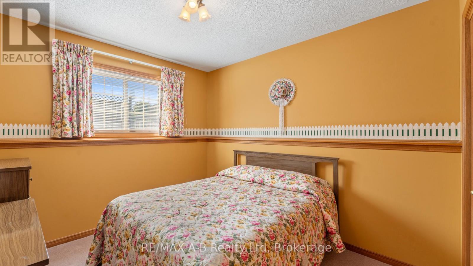 198 Wimpole Street, West Perth, Ontario  N0K 1N0 - Photo 31 - X12442922