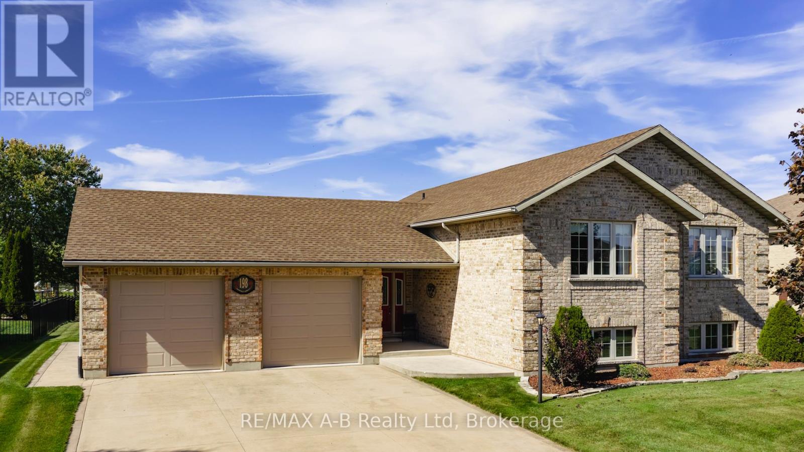 198 Wimpole Street, West Perth, Ontario  N0K 1N0 - Photo 5 - X12442922