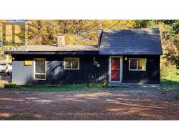 205 LOCKES ROAD, Perry, Ontario