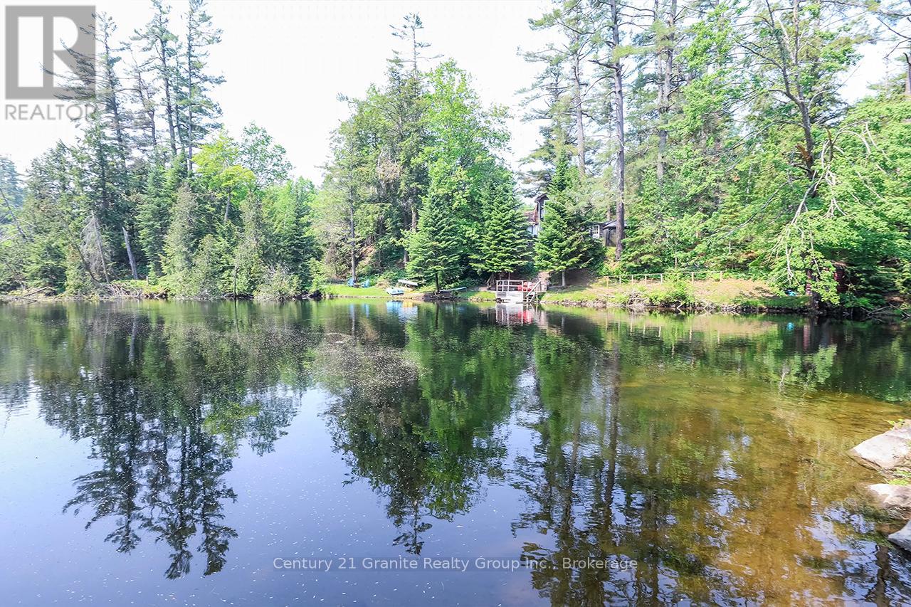 85 Nevison Drive, Kawartha Lakes, Ontario  K0M 2L0 - Photo 26 - X12442998