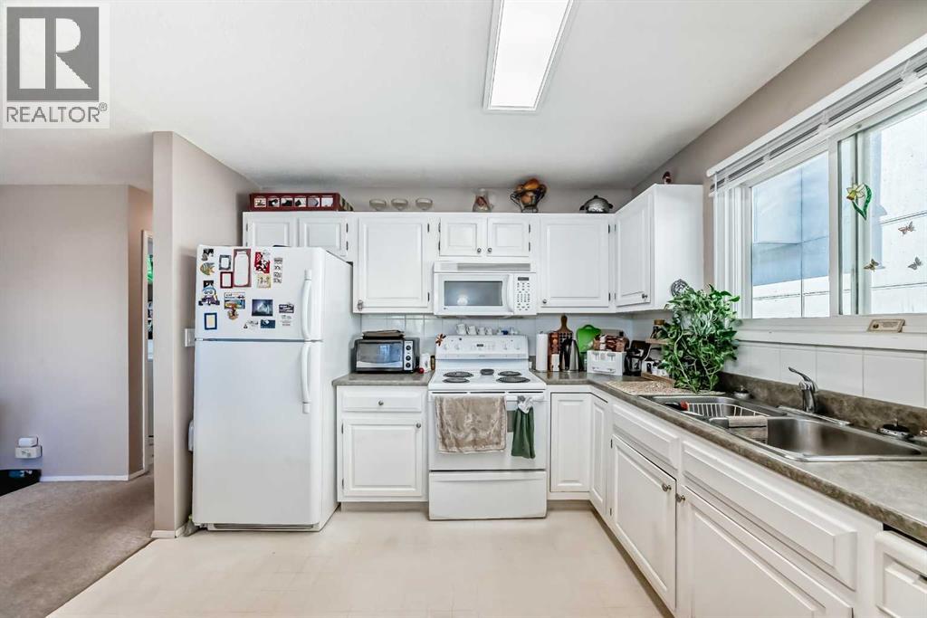 2037/2039 30 Street Sw, Calgary, Alberta  T3E 2L6 - Photo 28 - A2259785