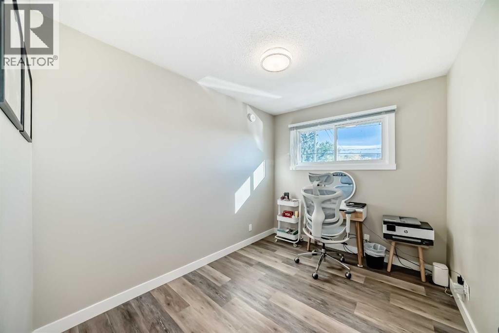 2037/2039 30 Street Sw, Calgary, Alberta  T3E 2L6 - Photo 12 - A2259785
