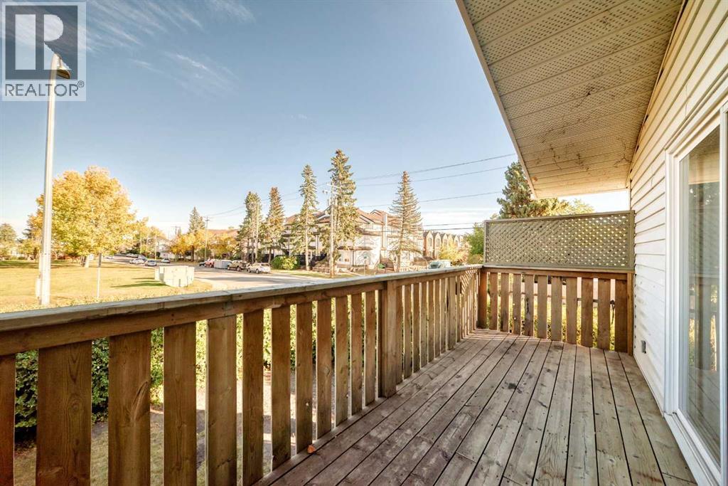 2037/2039 30 Street Sw, Calgary, Alberta  T3E 2L6 - Photo 9 - A2259785