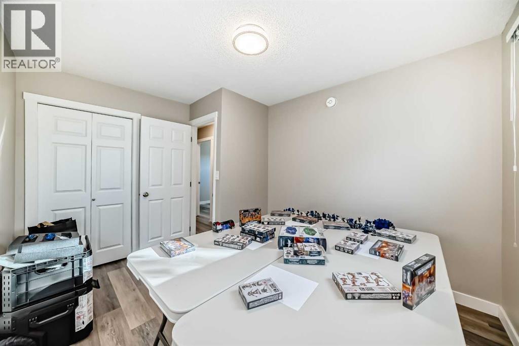 2037/2039 30 Street Sw, Calgary, Alberta  T3E 2L6 - Photo 11 - A2259785