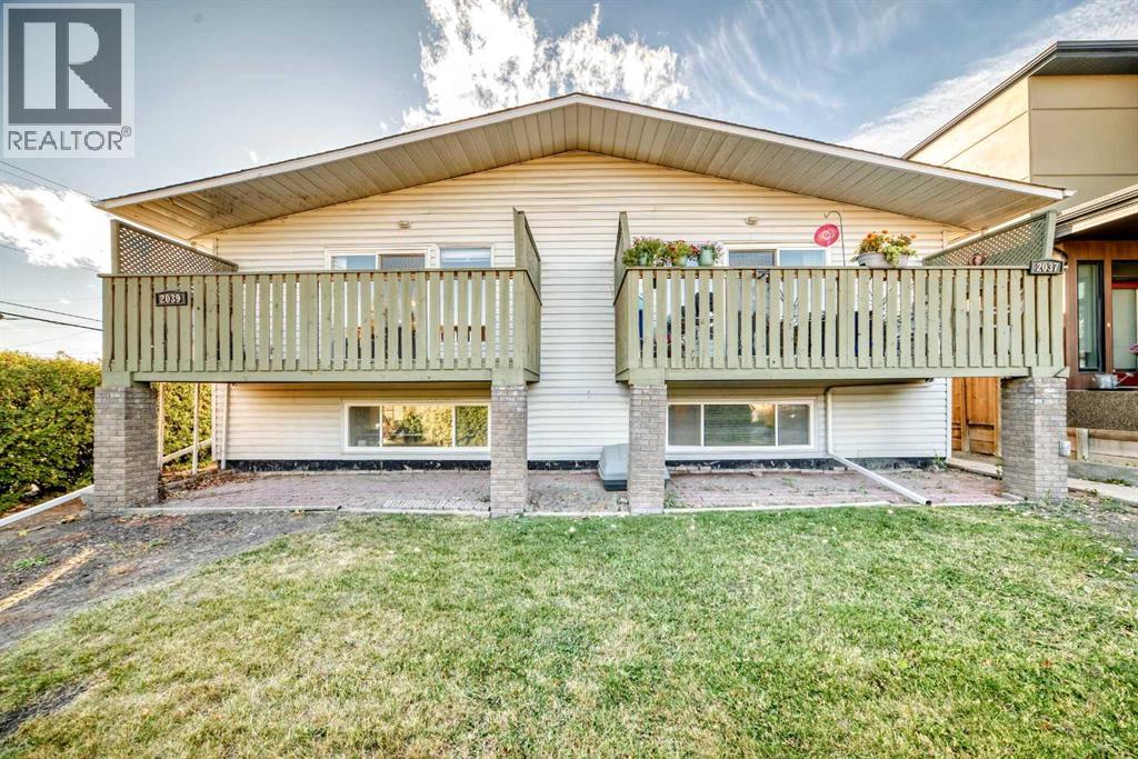 2037/2039 30 Street Sw, Calgary, Alberta  T3E 2L6 - Photo 1 - A2259785
