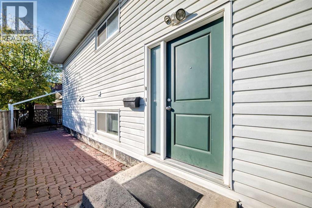 2037/2039 30 Street Sw, Calgary, Alberta  T3E 2L6 - Photo 4 - A2259785