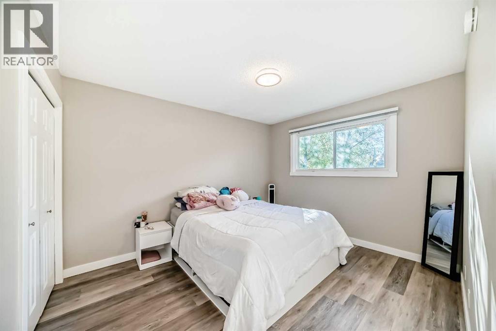 2037/2039 30 Street Sw, Calgary, Alberta  T3E 2L6 - Photo 10 - A2259785
