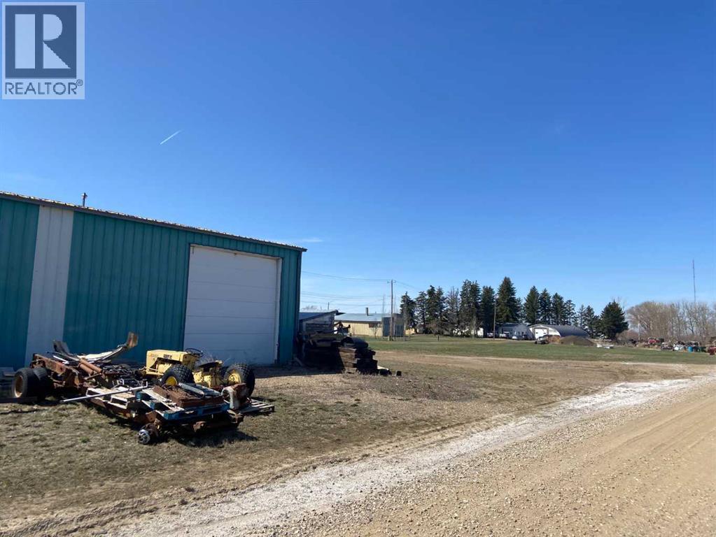 219 Railway Avenue Se, Youngstown, Alberta  T0J 3P0 - Photo 3 - A2202006