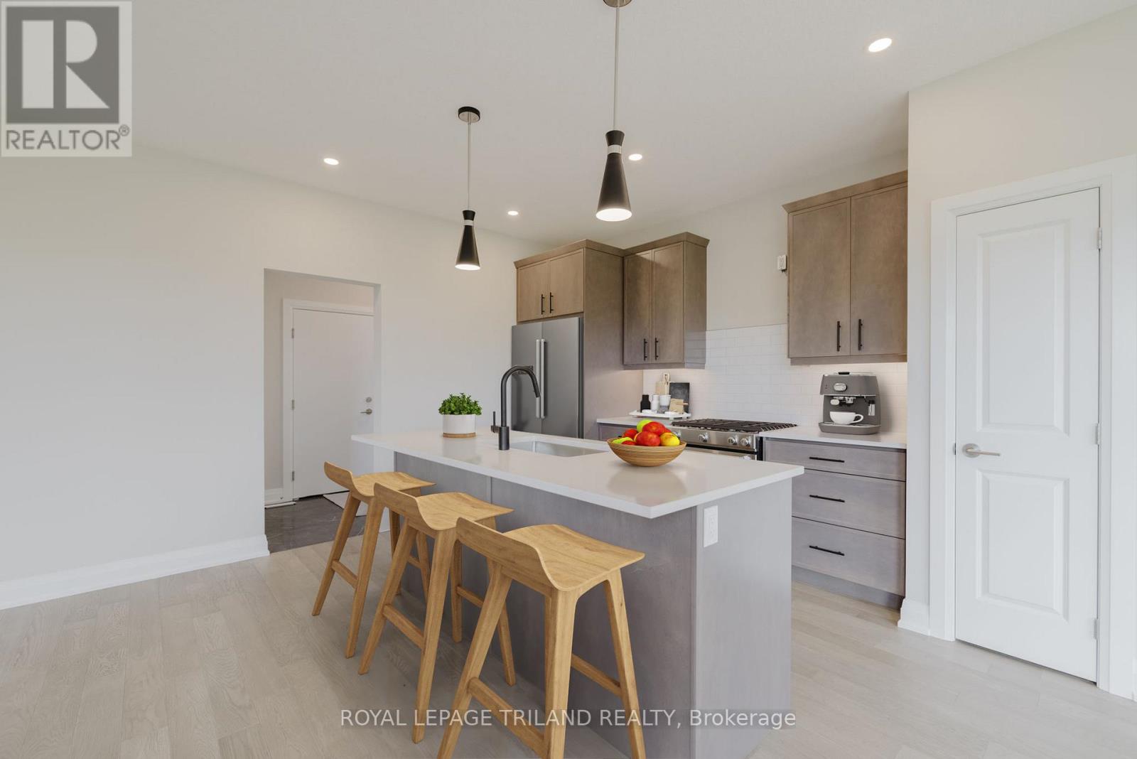 35 Allister Drive, Middlesex Centre, Ontario  N0L 1R0 - Photo 13 - X12442949