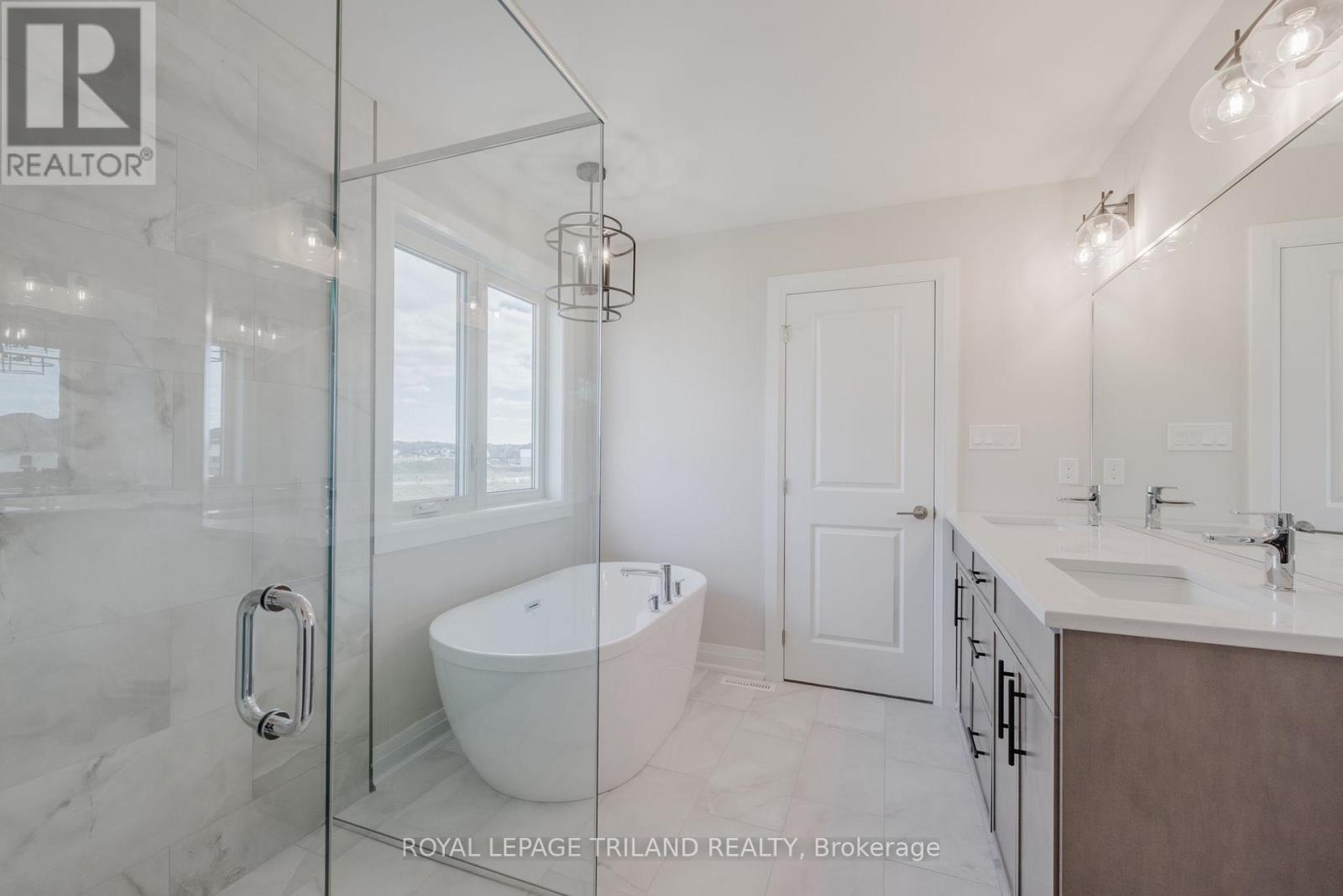 35 Allister Drive, Middlesex Centre, Ontario  N0L 1R0 - Photo 22 - X12442949