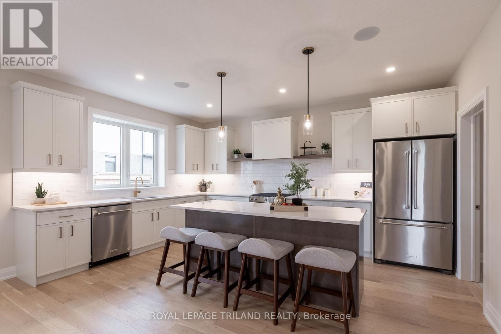 43 Allister Drive, Middlesex Centre (Kilworth), Ontario  N0L 1R0 - Photo 11 - X12442959