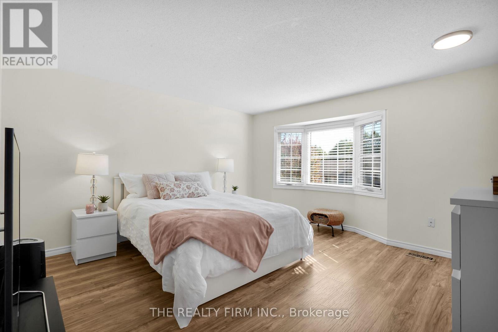 25 - 70 Chapman Court, London North (North I), Ontario  N6G 4Z4 - Photo 20 - X12442983