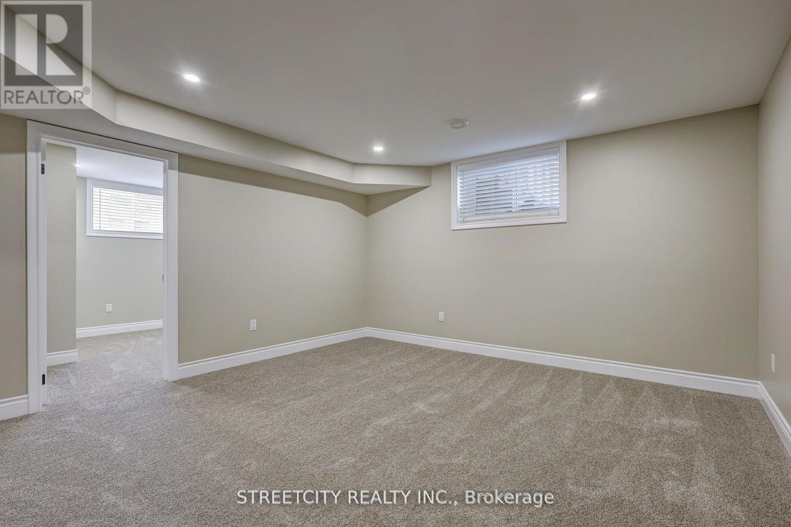 38 St. Andrew Street, Aylmer, Ontario  N5H 2N1 - Photo 33 - X12442986