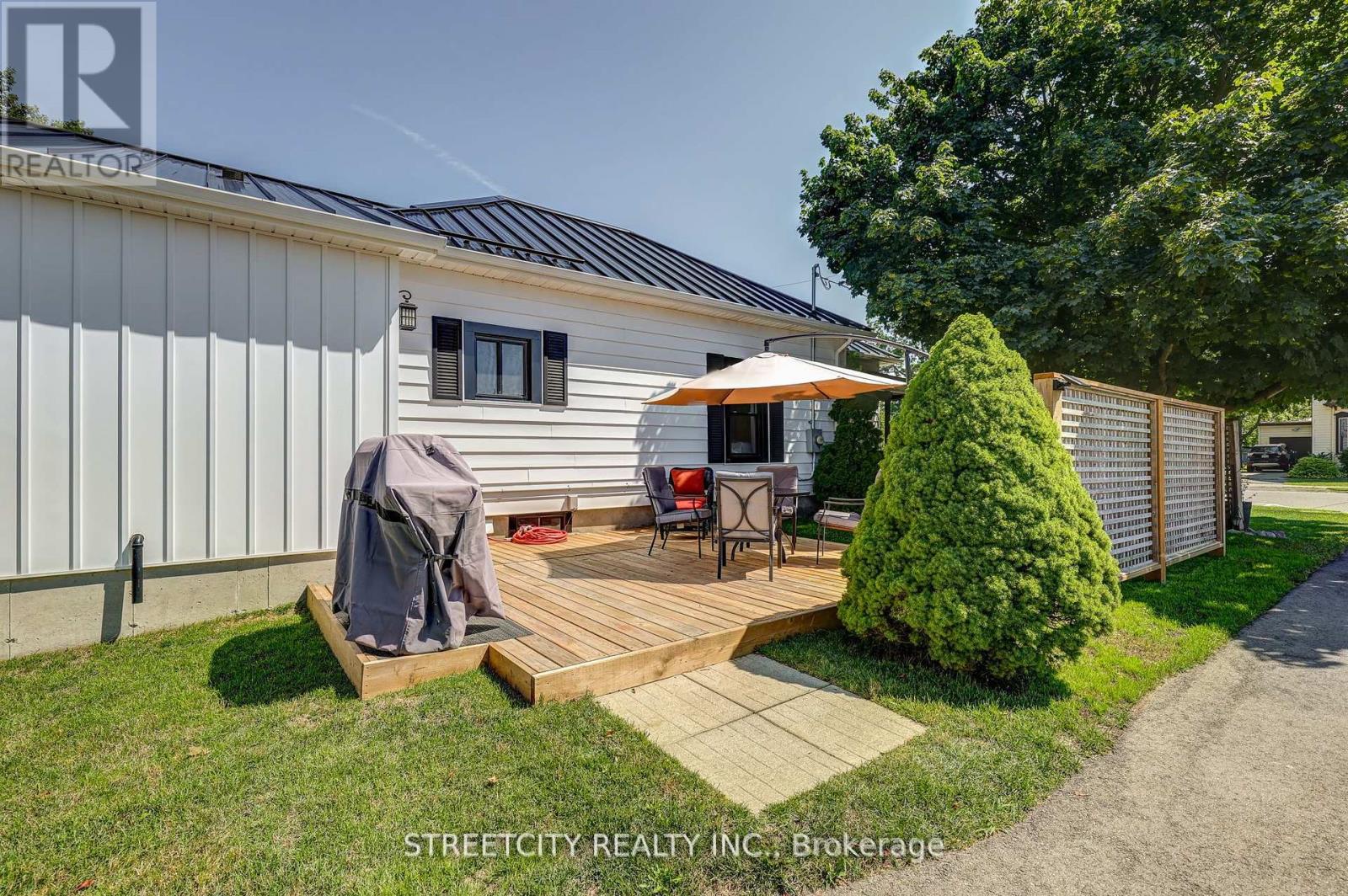 38 St. Andrew Street, Aylmer, Ontario  N5H 2N1 - Photo 42 - X12442986