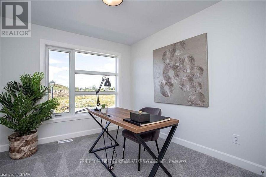 37 - 2700 Buroak Drive, London North (North S), Ontario  N6G 5B6 - Photo 13 - X12442989