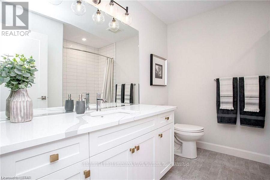 37 - 2700 Buroak Drive, London North (North S), Ontario  N6G 5B6 - Photo 15 - X12442989