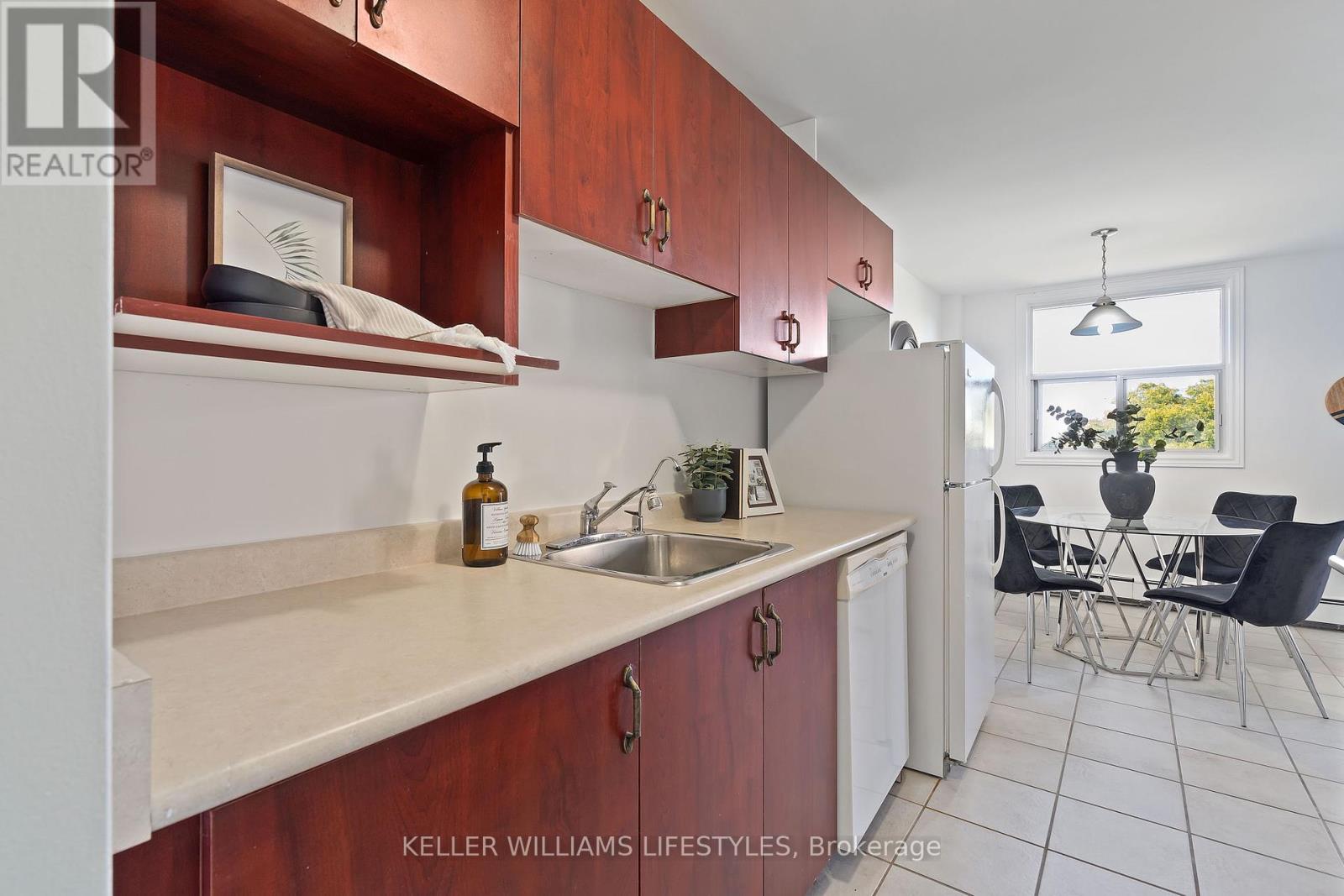 511 - 931 Wonderland Road S, London South (South M), Ontario  N6K 2X6 - Photo 22 - X12443045