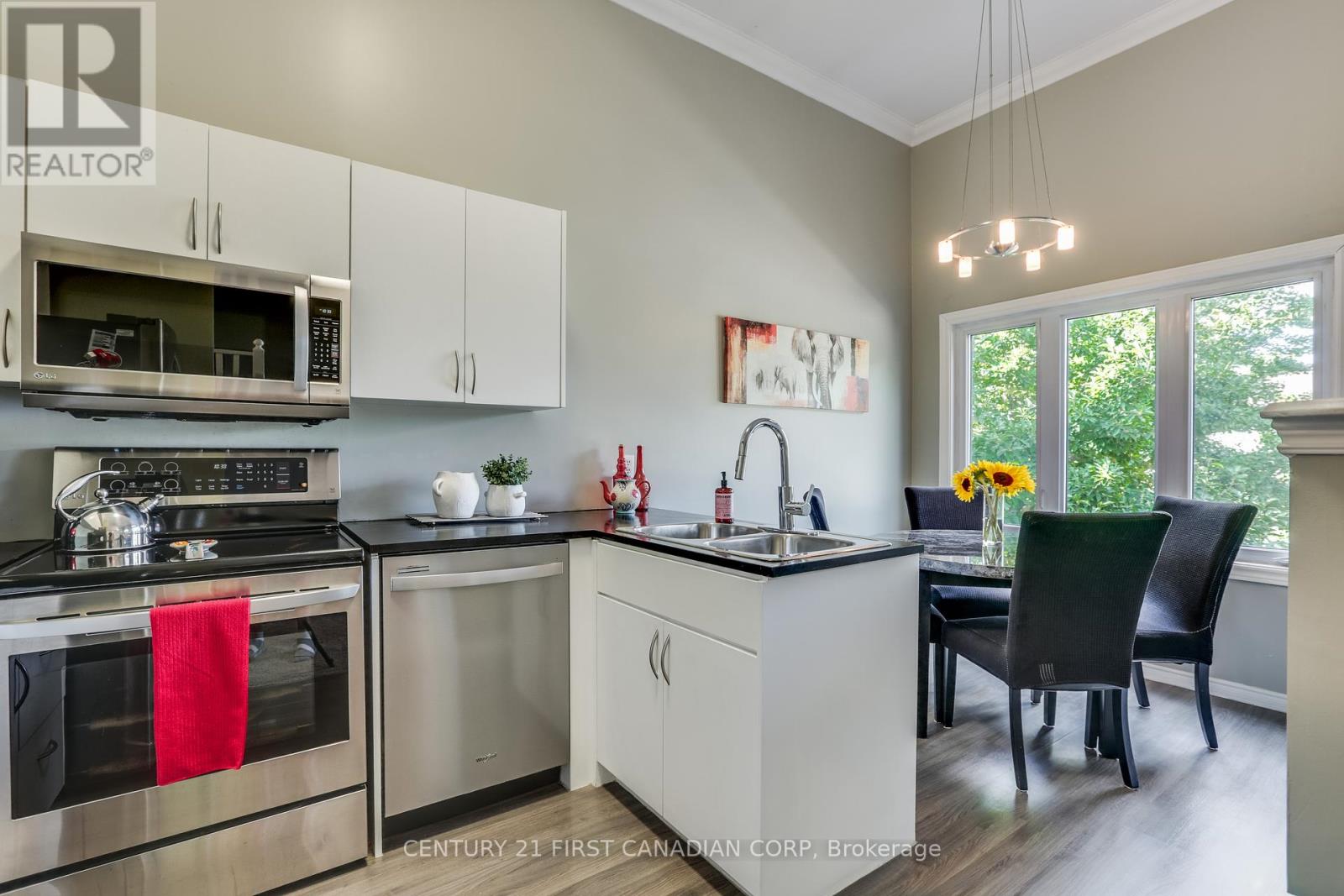 80 Tanner Drive, London East (East P), Ontario  N5W 6B5 - Photo 5 - X12443054