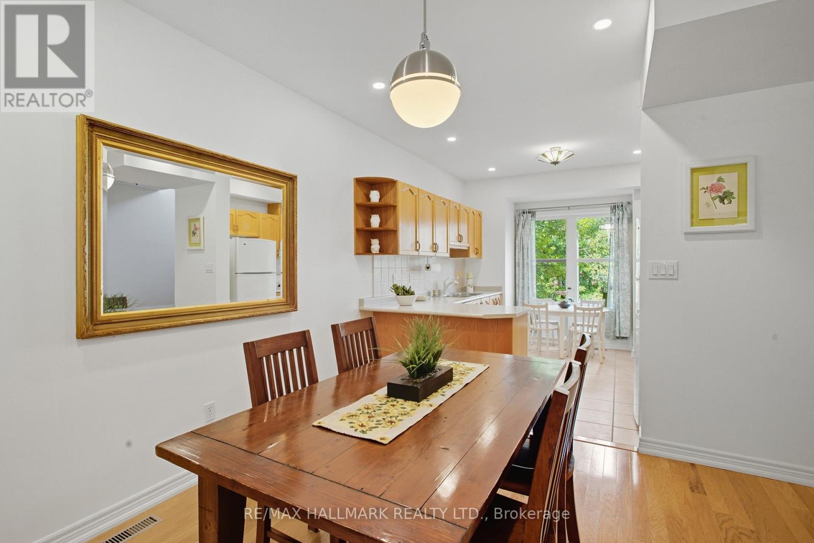 19 Michael Way, Markham (Buttonville), Ontario  L3R 5G4 - Photo 6 - N12442022
