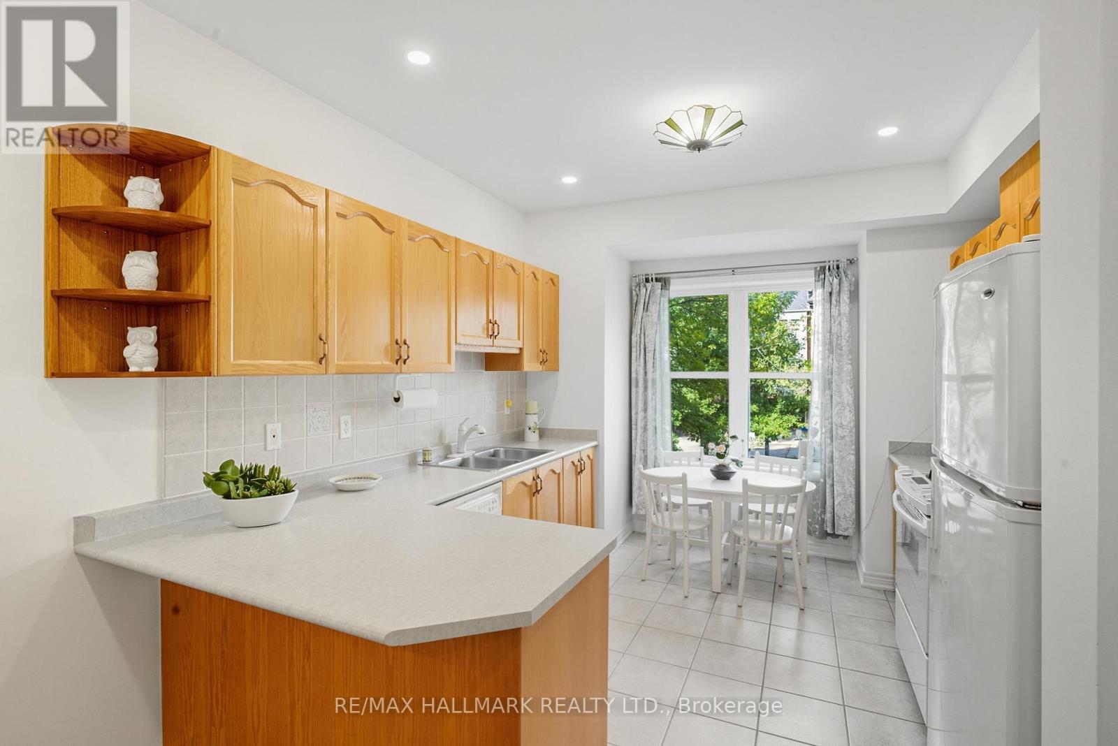 19 Michael Way, Markham (Buttonville), Ontario  L3R 5G4 - Photo 7 - N12442022